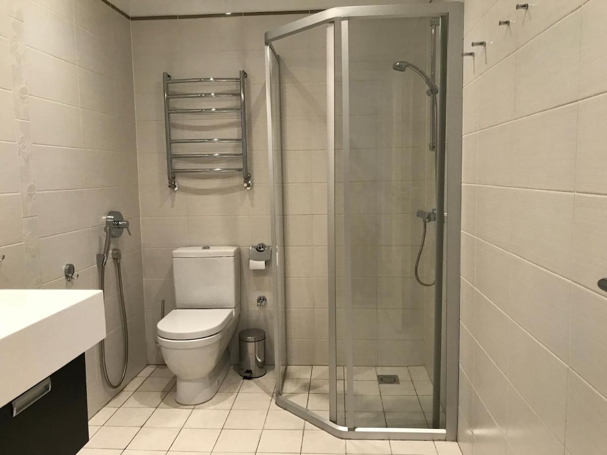 טאלין Large, Comfortable, Quiet - Luxury Apartment Minutes From Old Town מראה חיצוני תמונה